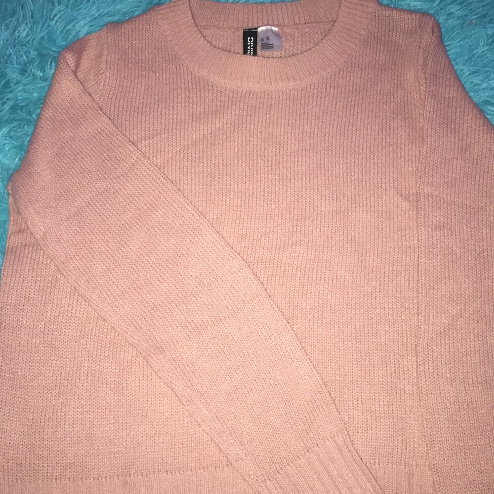 Pink knitted sweatshirt